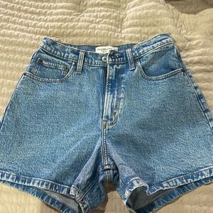 COPY - Abercrombie and Fitch shorts